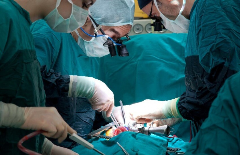 זכויות למנותחי אבי העורקים